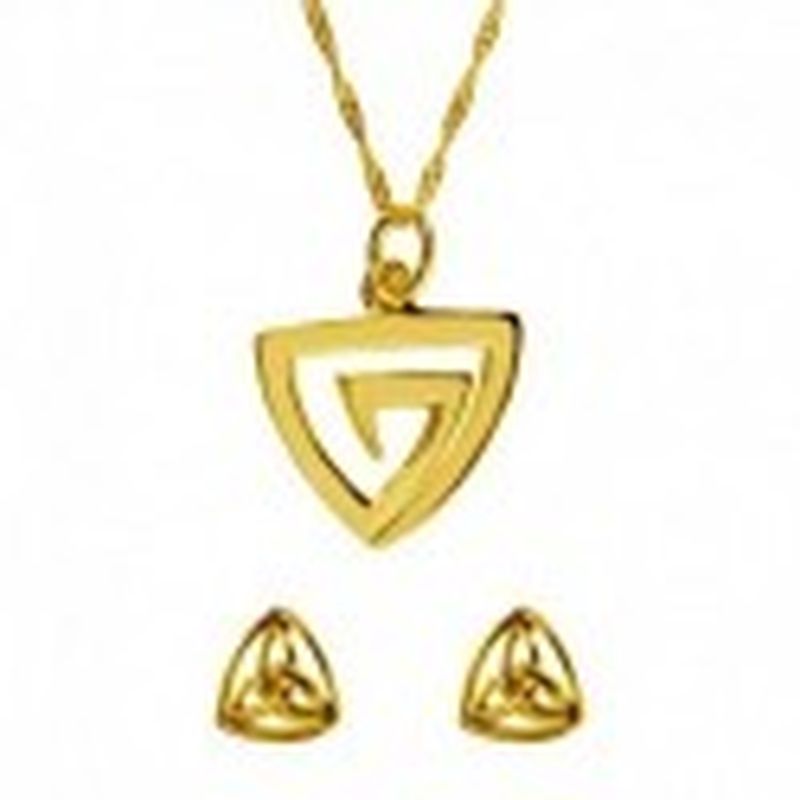 CONJUNTO GARGANTILLA Y PENDIENTES SIMBOLO CELTA BAÑO ORO AMARILLO
